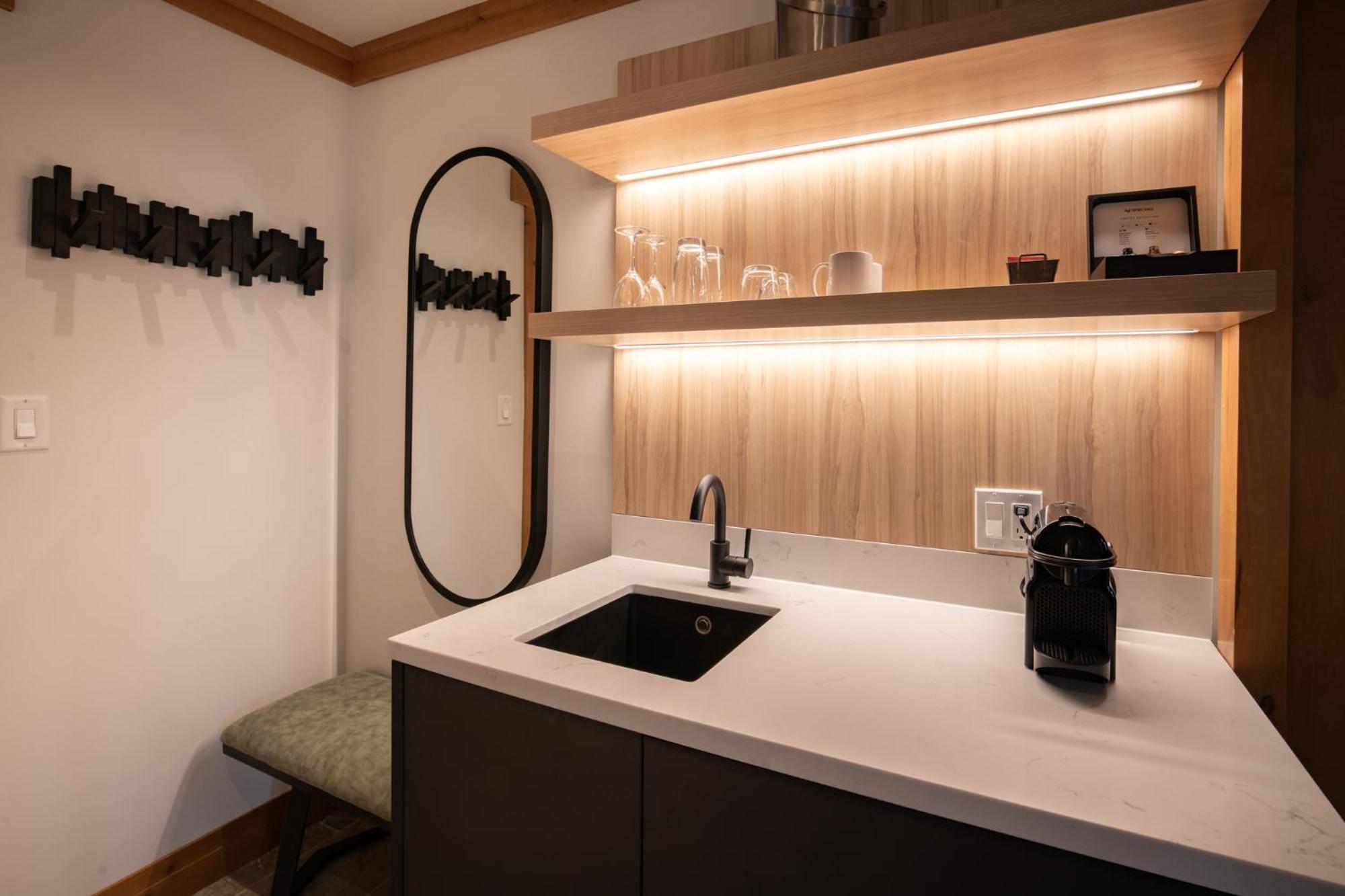 ไนทา เลค ลอดจ์ Hotel วิสต์เลอร์ ภายนอก รูปภาพ